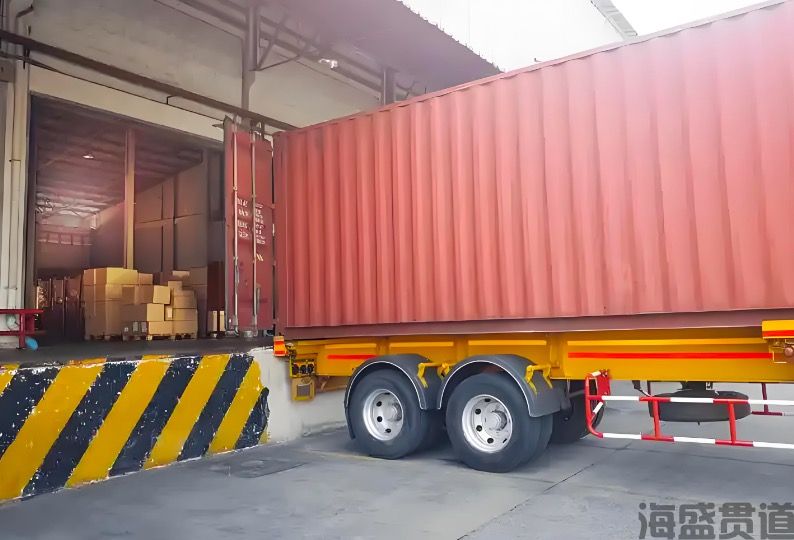 掛車裝貨.jpg